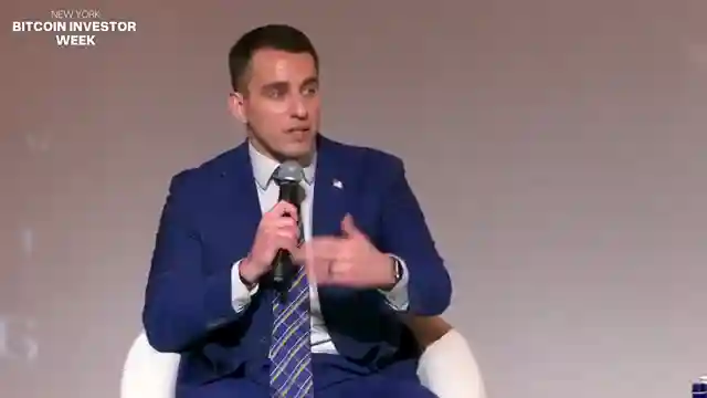 financial-expert-insights-bitcoin-gold-etfs-and-global-trends