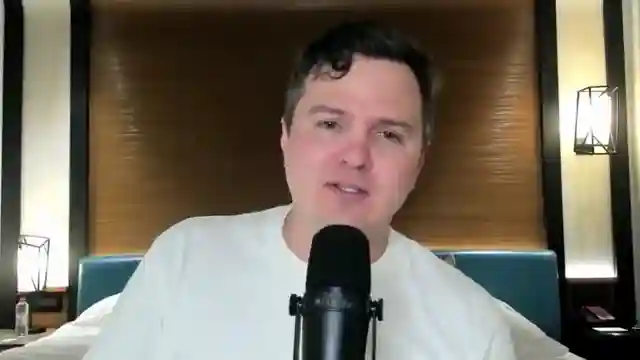 navigating-crypto-chaos-expert-insights-on-market-manipulation